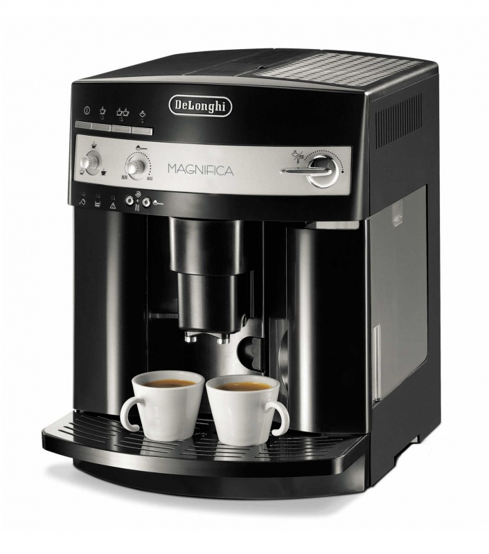Kávovar DeLonghi ESAM 3000 Magnifica
